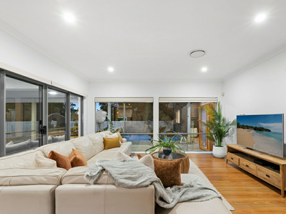 168 Barden Ridge Road, REEDY CREEK, Reedy Creek - Thumbnail 3