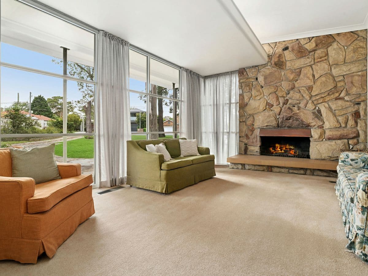 96 Ramsay Road, PICNIC POINT, Picnic Point - Thumbnail 3