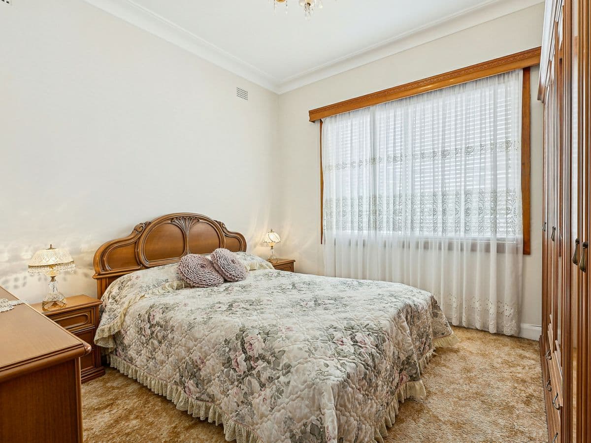 28 Walenore Avenue, KINGSFORD, Kingsford - Thumbnail 3