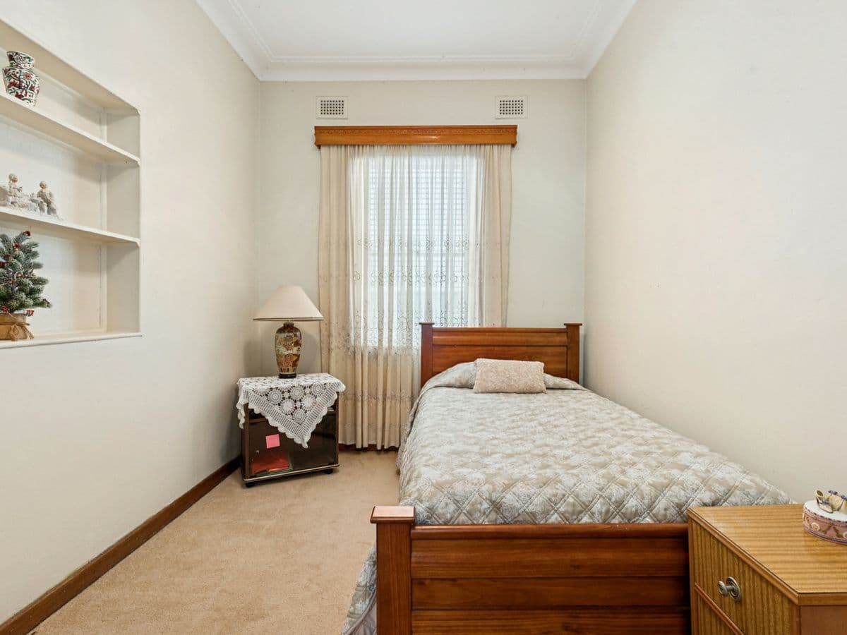 28 Walenore Avenue, KINGSFORD, Kingsford - Thumbnail 5