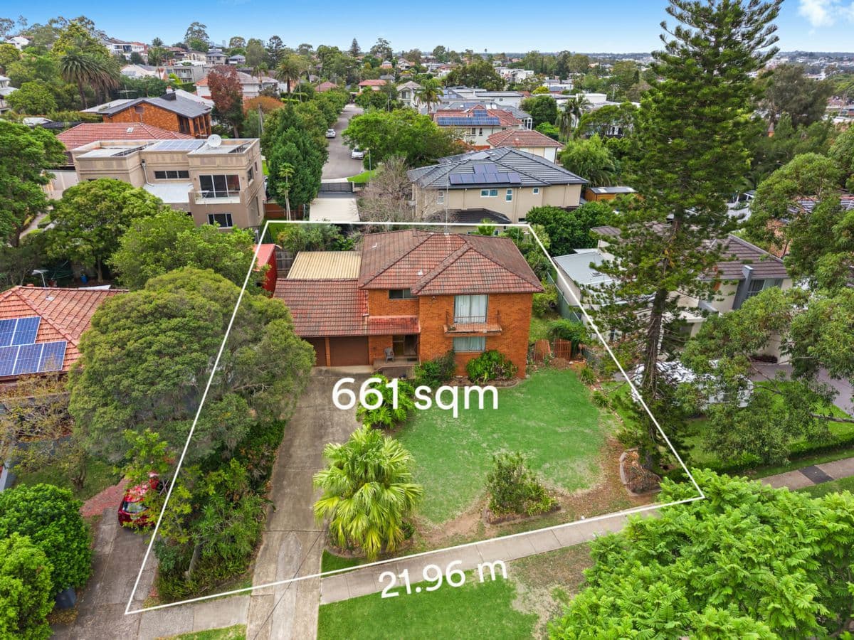 34 Osborne Avenue, PUTNEY, Putney - Image 1