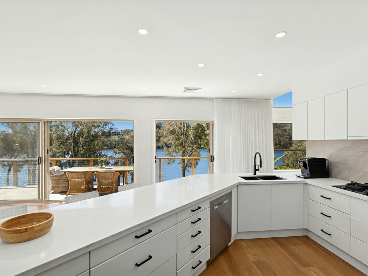 295a The Round Drive, AVOCA BEACH, Avoca Beach - Thumbnail 4