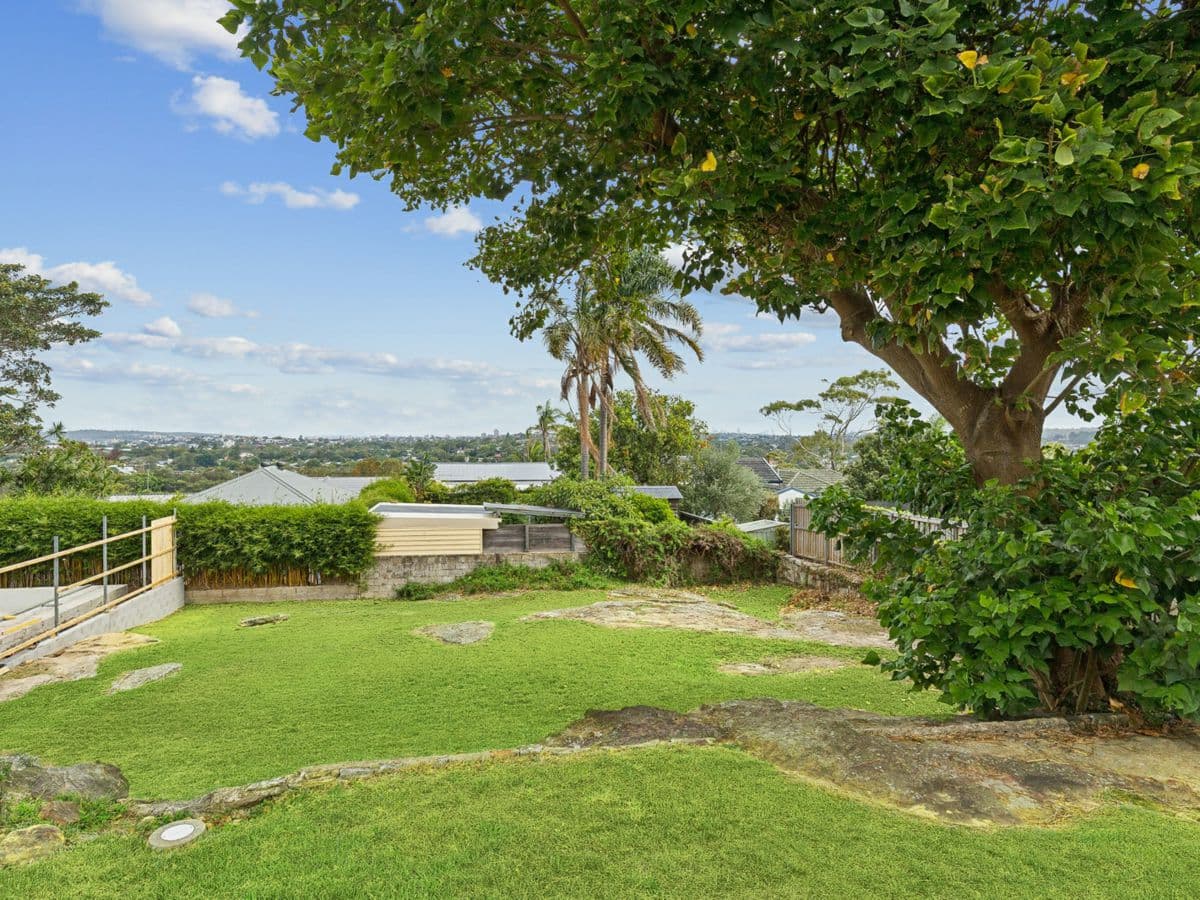 207 Headland Road, NORTH CURL CURL, North Curl Curl - Thumbnail 2