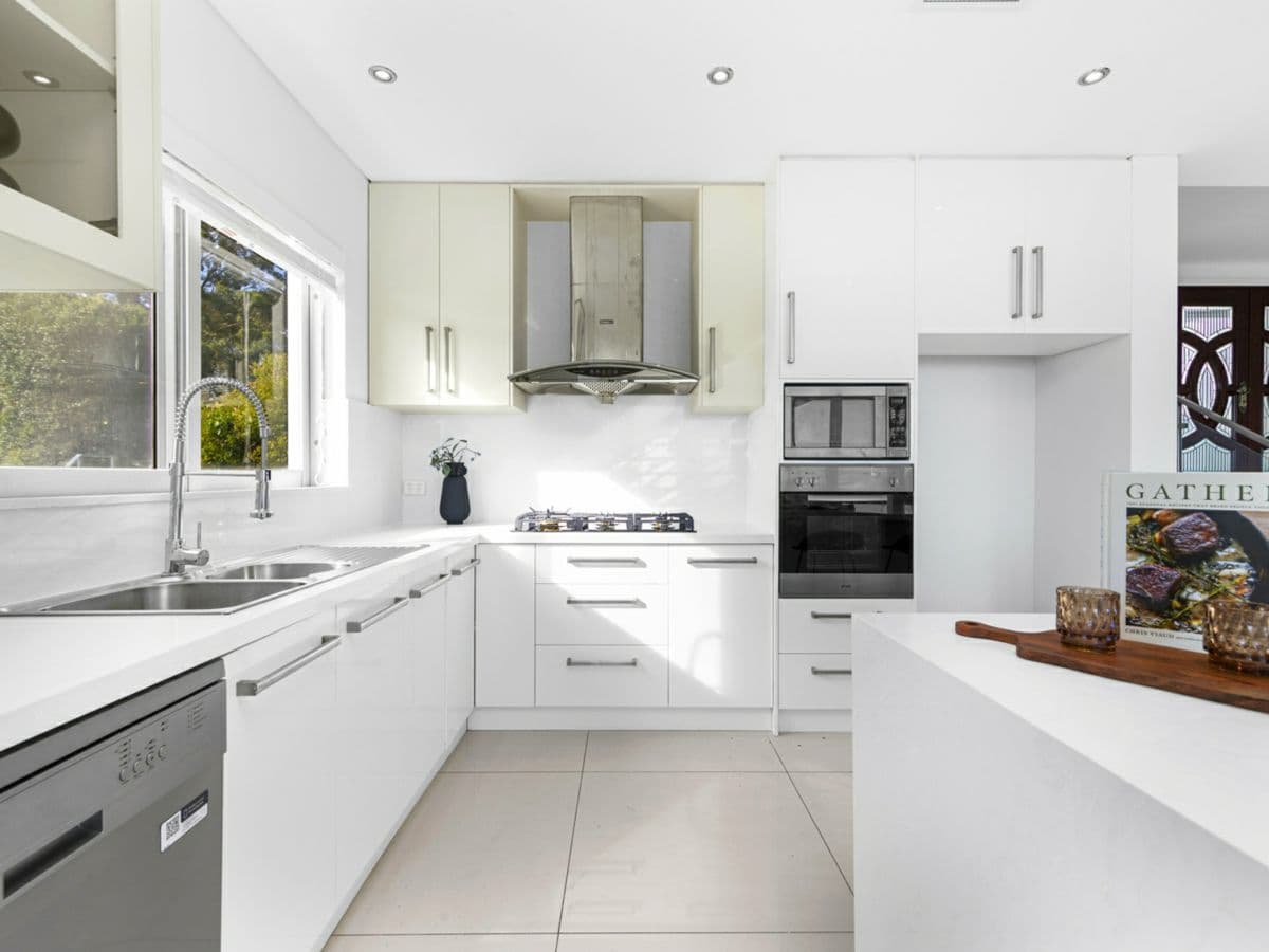 146 Melwood Avenue, KILLARNEY HEIGHTS, Killarney Heights - Thumbnail 7