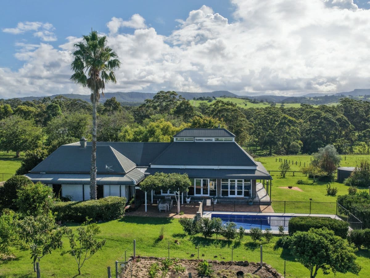 24 Evans Lane, WOODSTOCK, Woodstock - Thumbnail 4