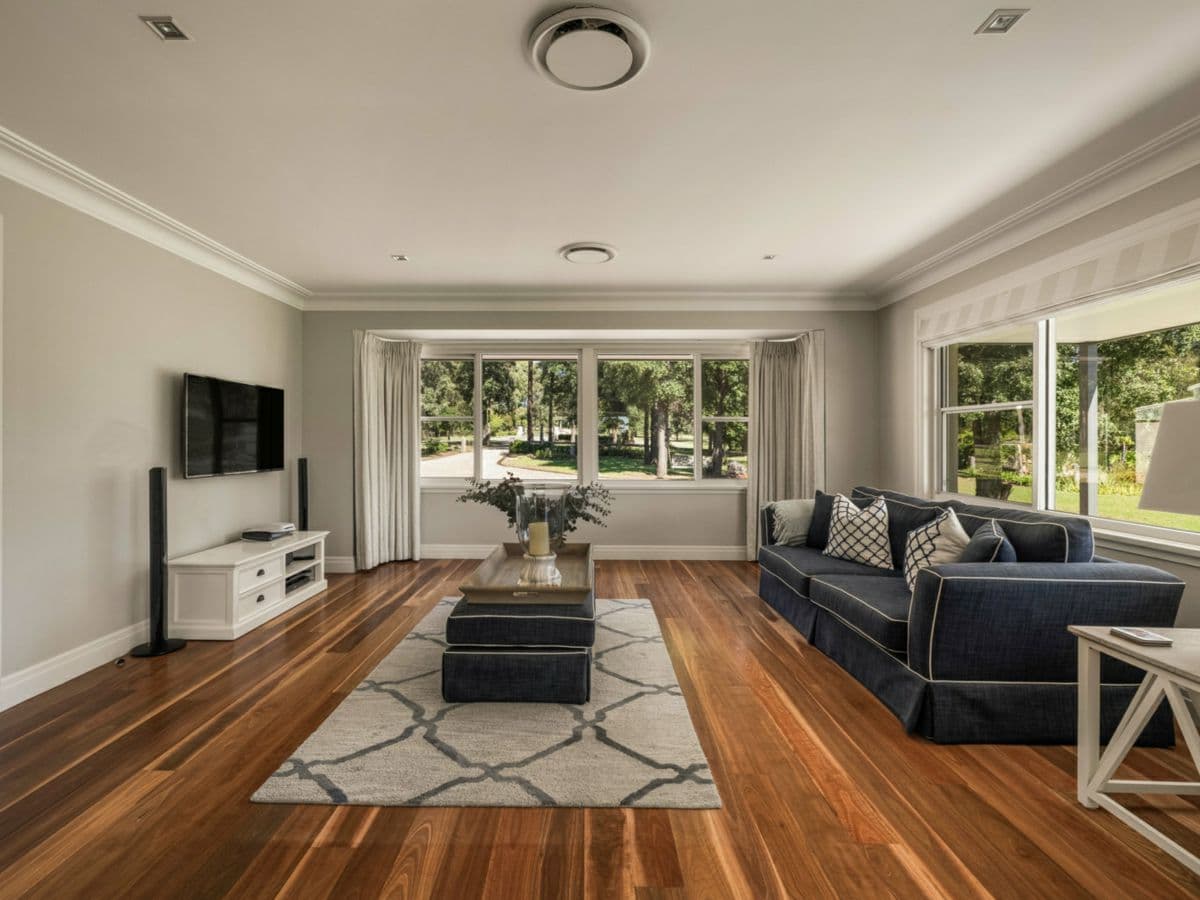242 Dairy Road, THE OAKS, The Oaks - Thumbnail 7
