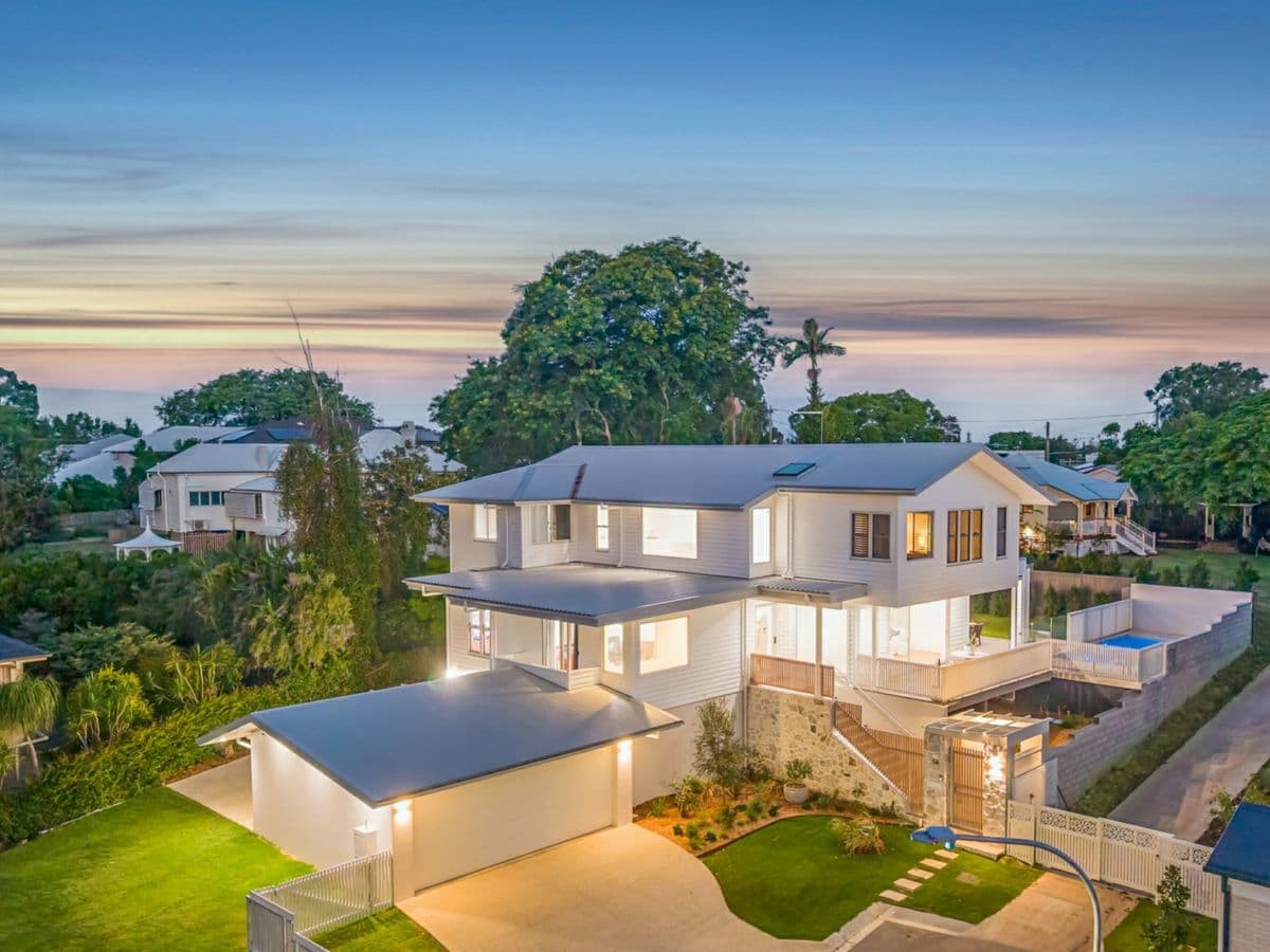 64 Molonga Terrace, GRACEVILLE, Graceville - Thumbnail 2