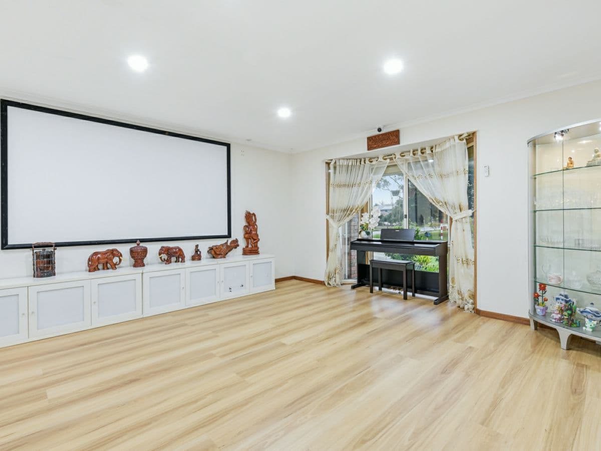 22 Currawong Drive, CARRUM DOWNS, Carrum Downs - Thumbnail 3
