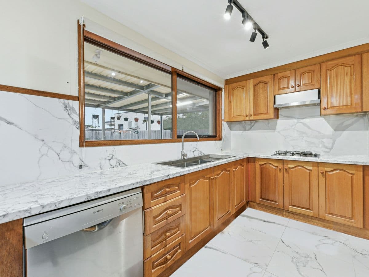 22 Currawong Drive, CARRUM DOWNS, Carrum Downs - Thumbnail 4