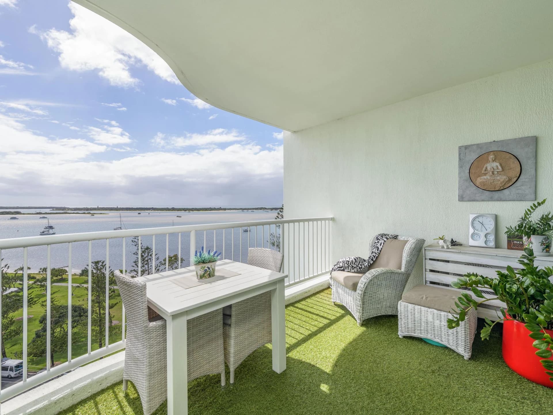 1101 / 182-192 Marine Parade, Labrador QLD 4215, Labrador - Thumbnail 4