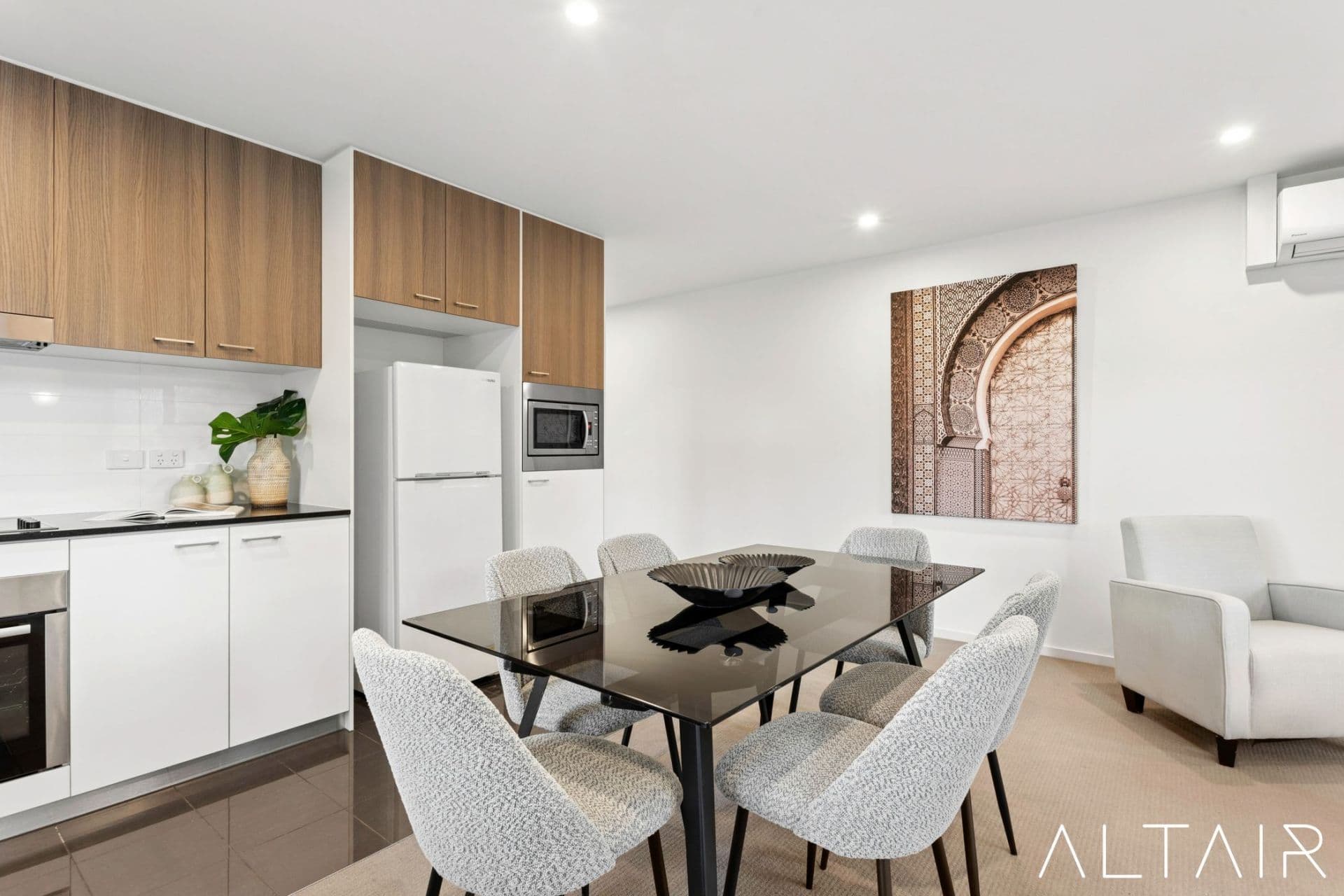 54/10 Ipima Street, Braddon, ACT, Braddon - Thumbnail 3