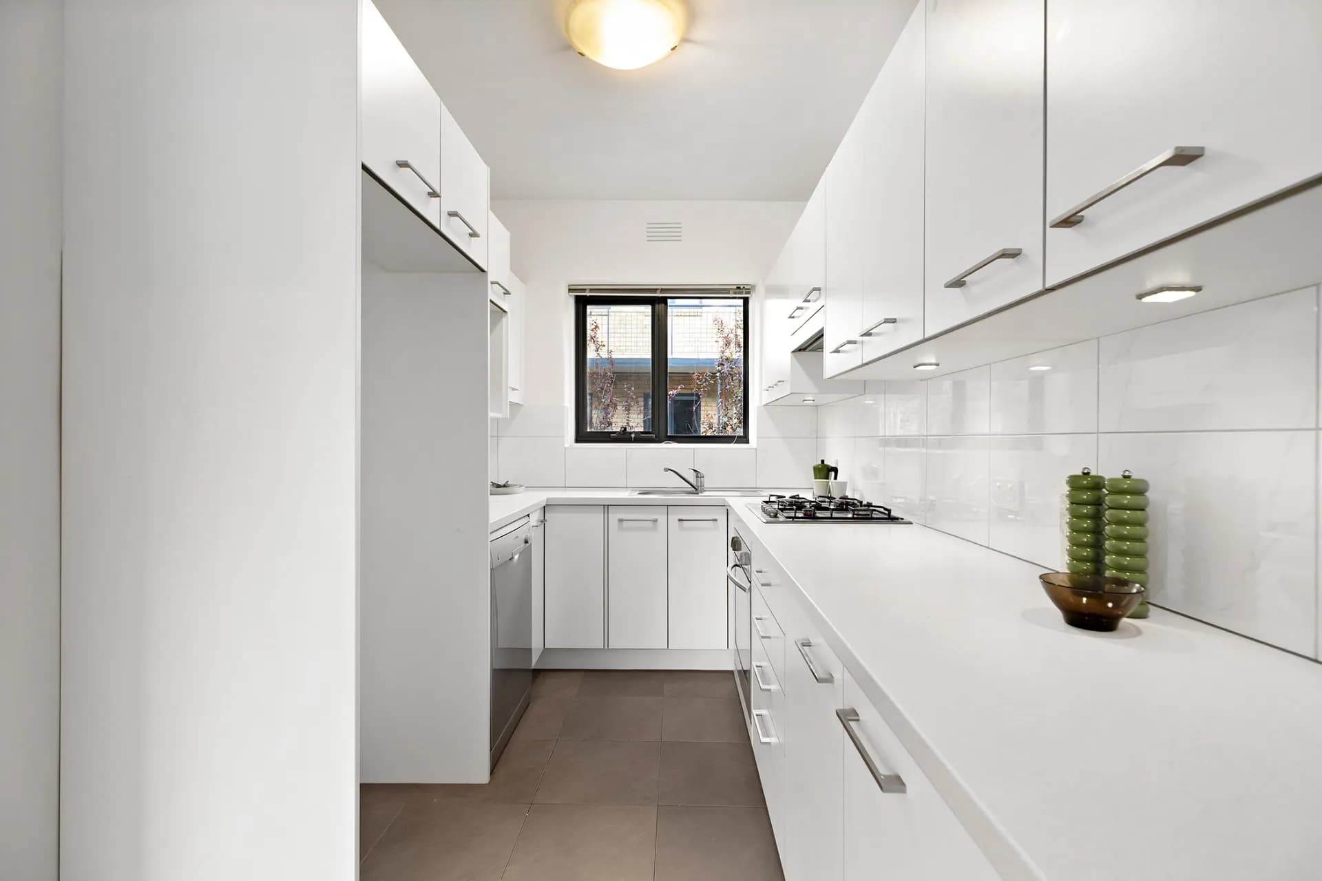 3/35 Pine Avenue, Elwood - Thumbnail 3