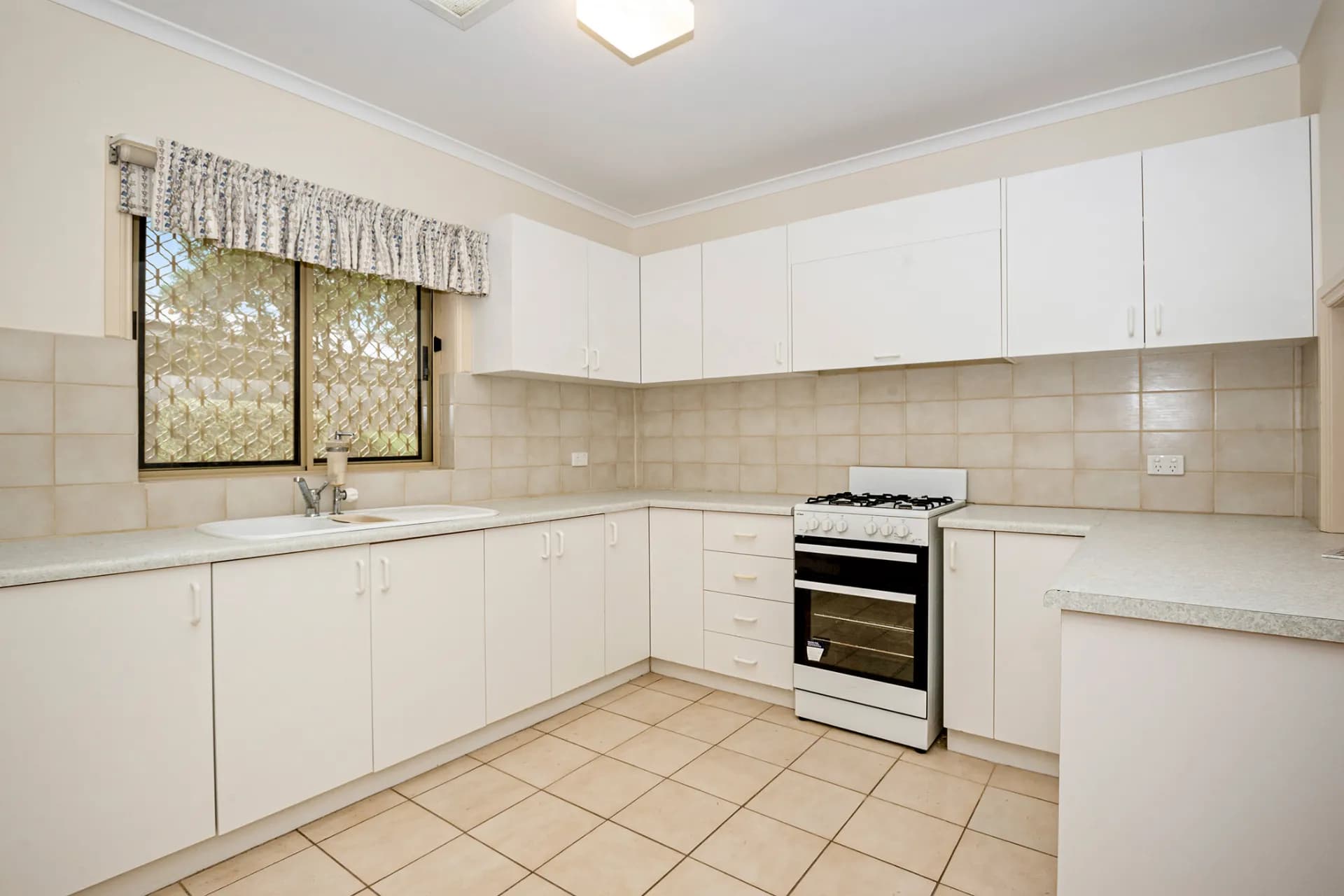1/42 McCulloch Street, Dromana, VIC, Dromana - Thumbnail 4