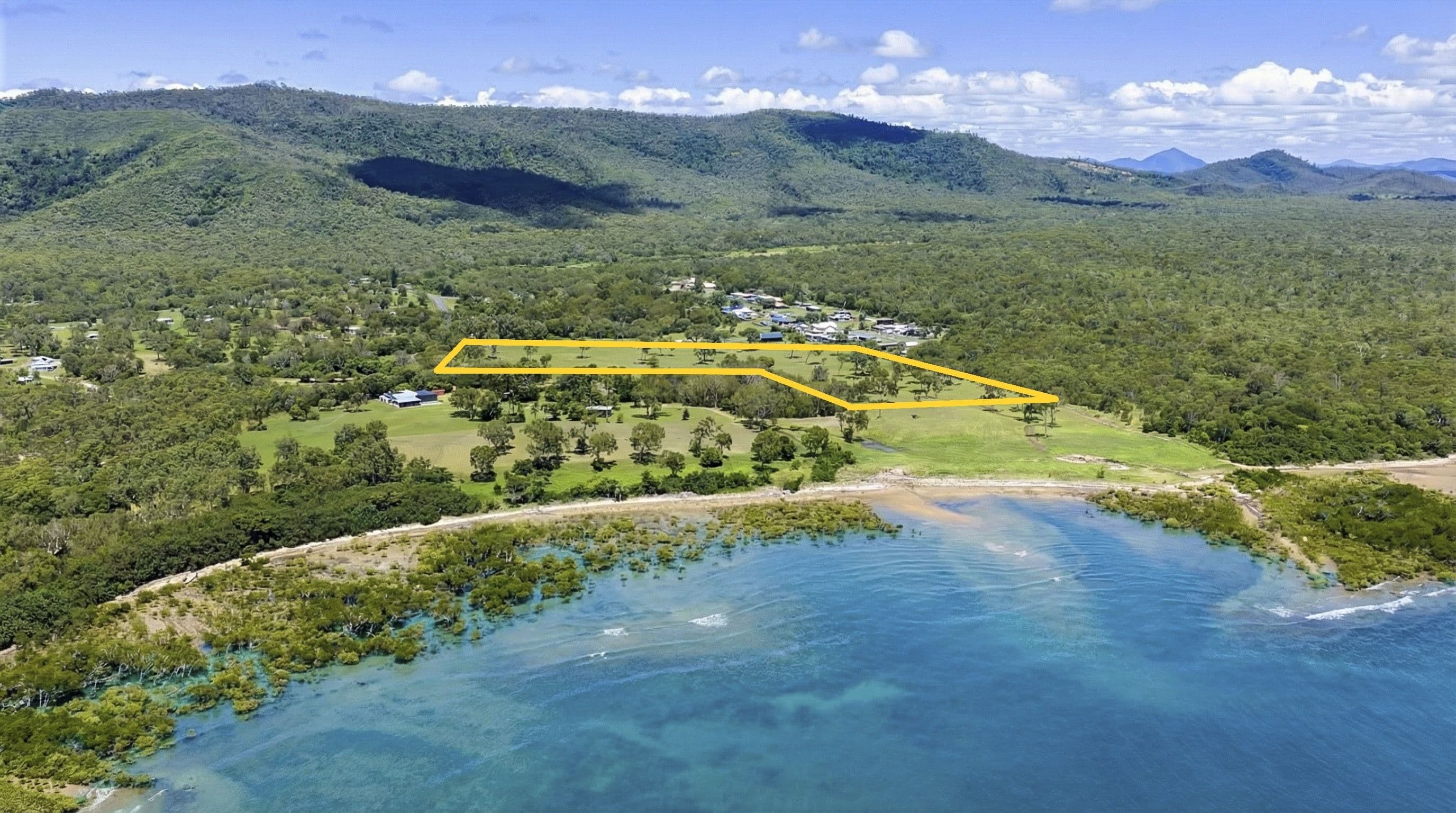 8 Patterson Street, Midge Point QLD 4799, Midge Point - Thumbnail 4