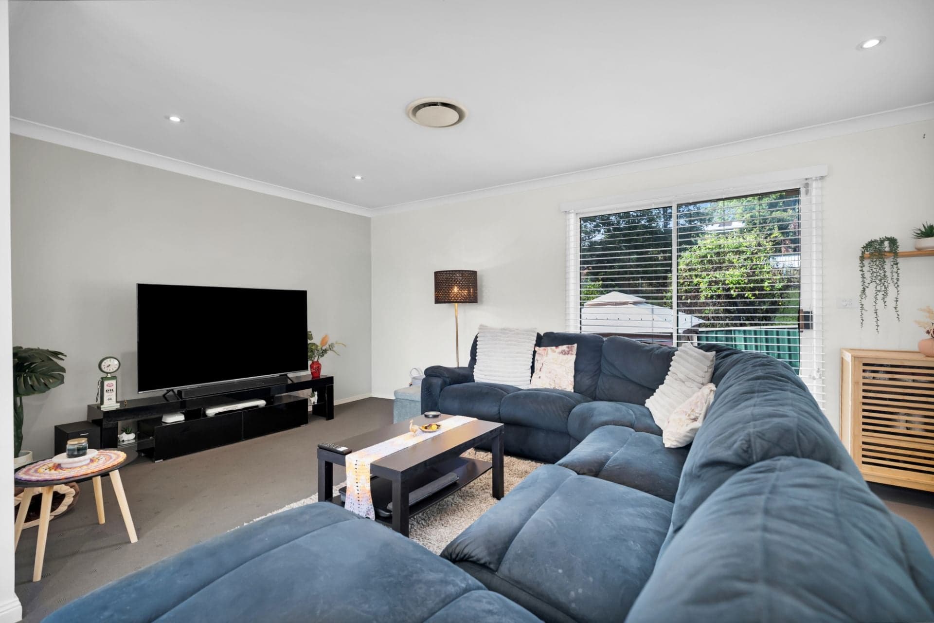 27 Stromlo Place, Ruse, Ruse - Thumbnail 6