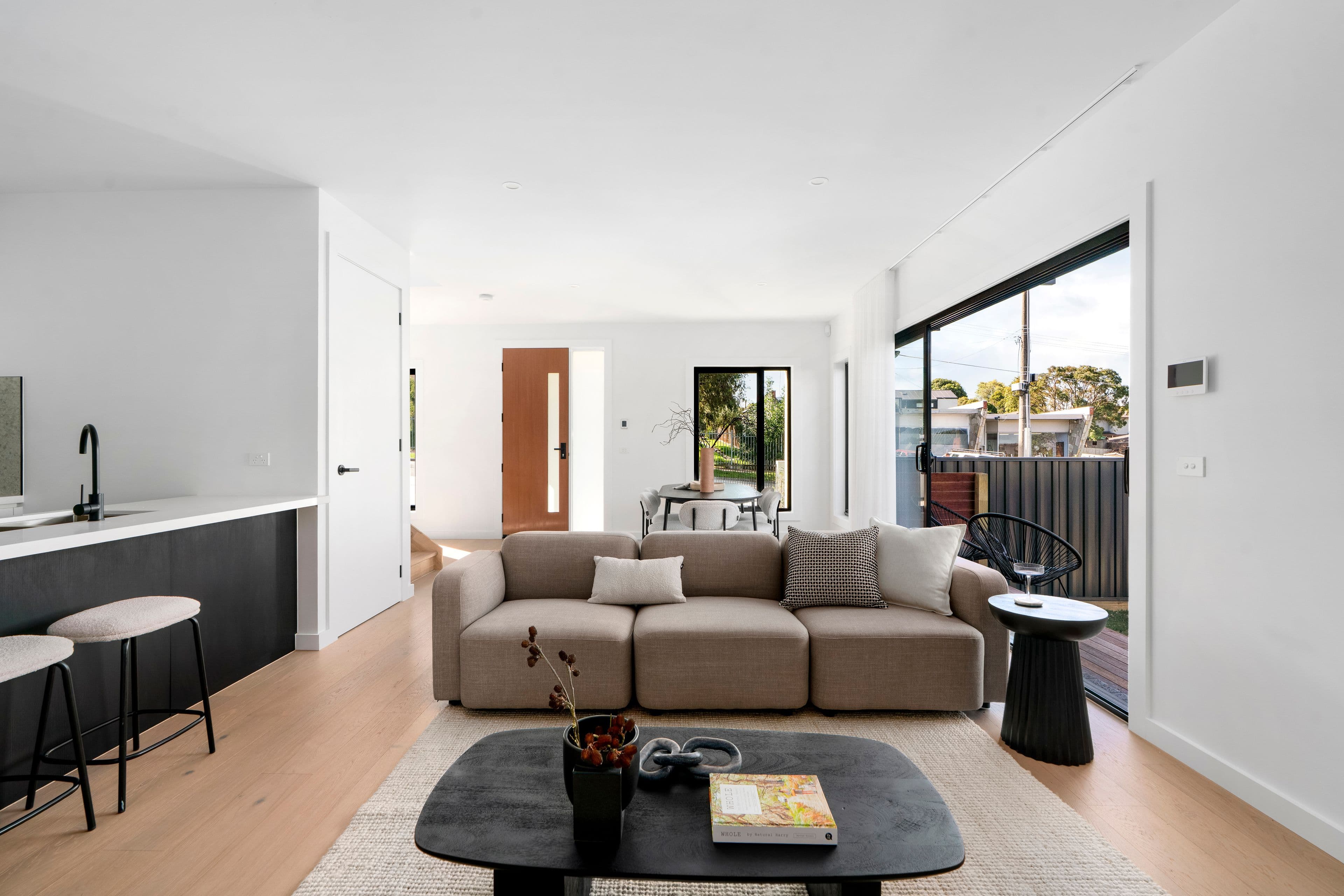 1/77 St Vigeons Road, Reservoir VIC 3073, Reservoir - Thumbnail 5