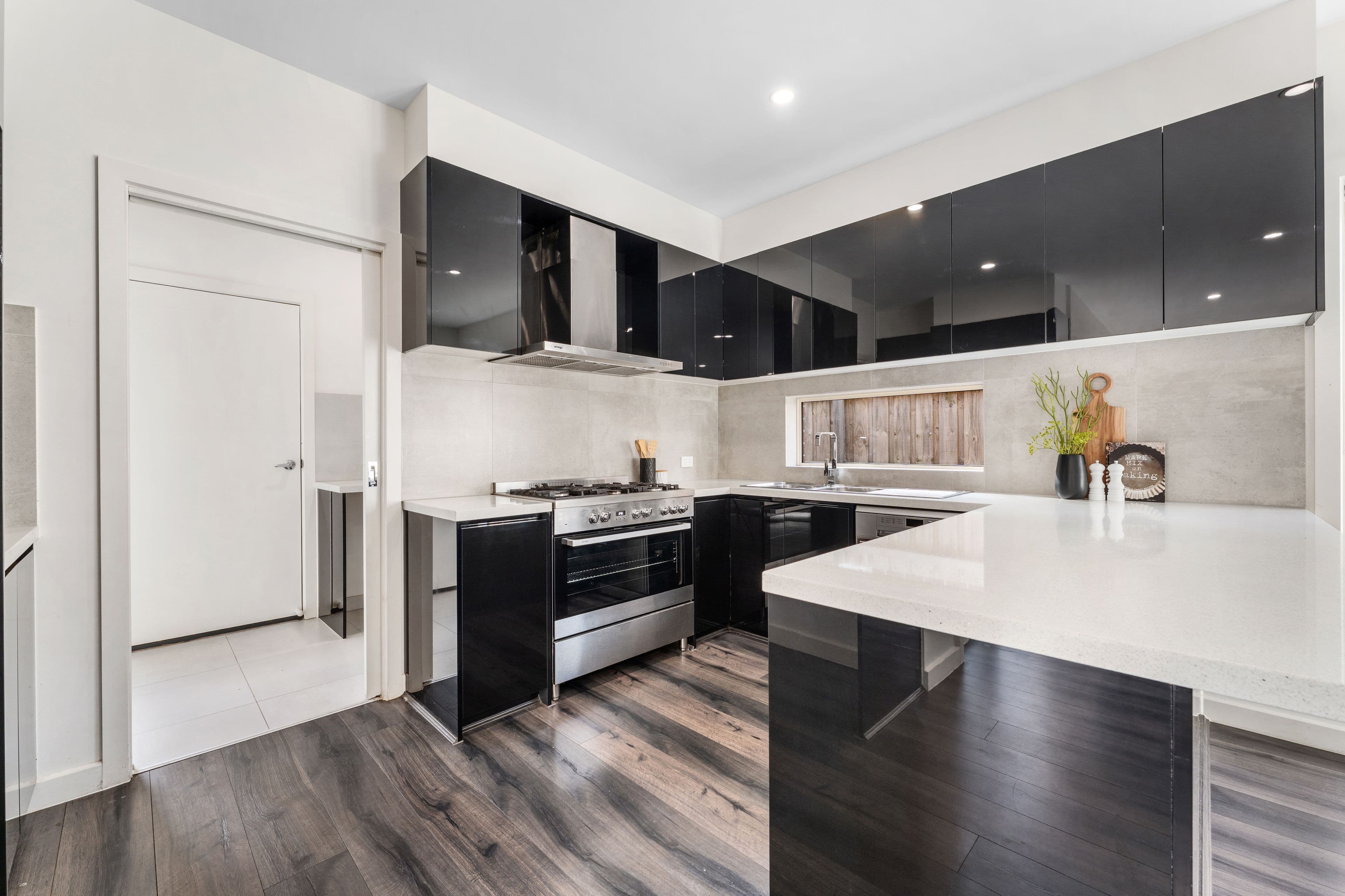 19 Hillview Crescent, Ferntree Gully VIC 3156, Ferntree Gully - Thumbnail 8