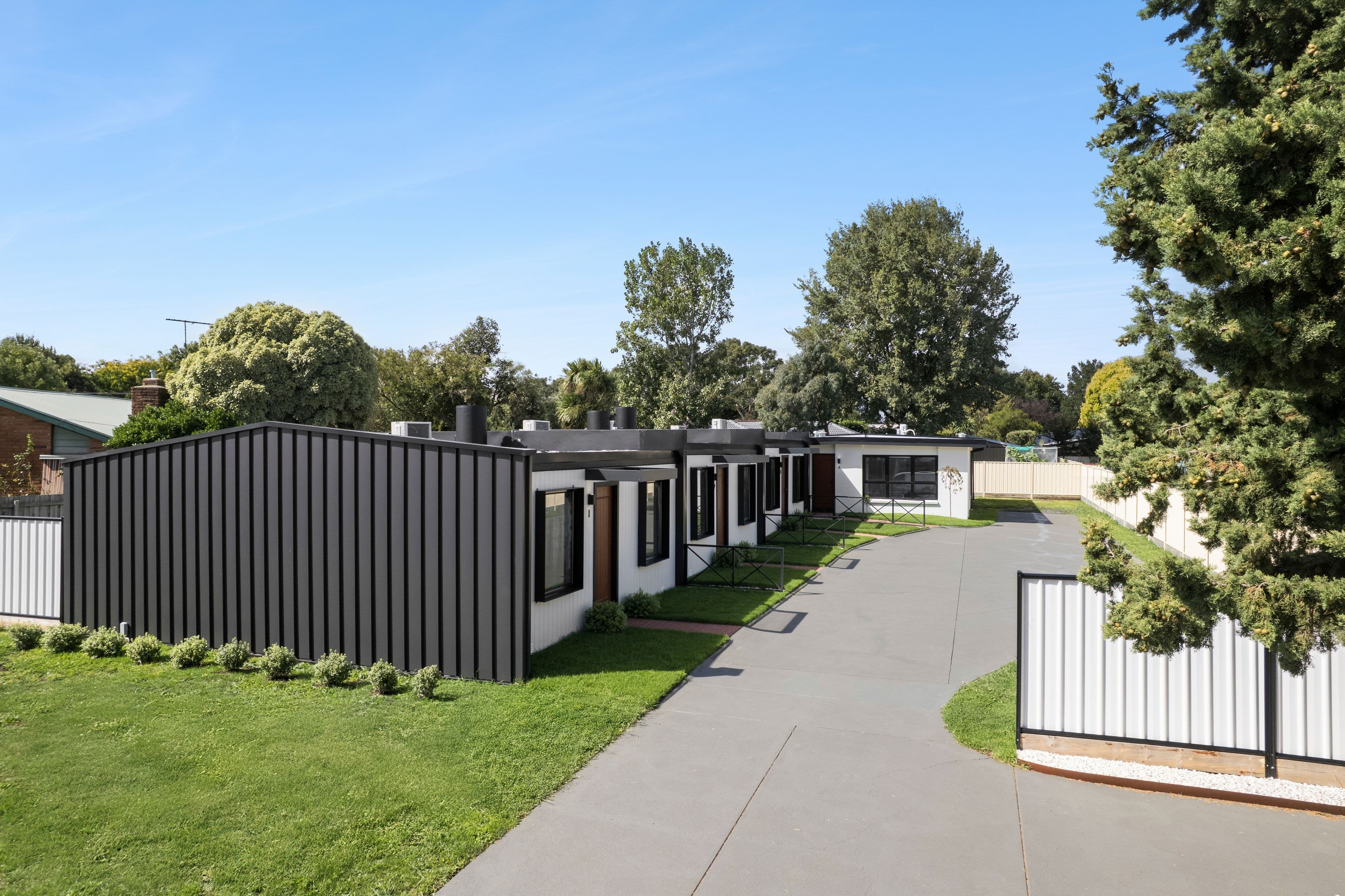 Units 1 & 3/31 Worcester Road, Gisborne VIC 3437, Gisborne - Image 1