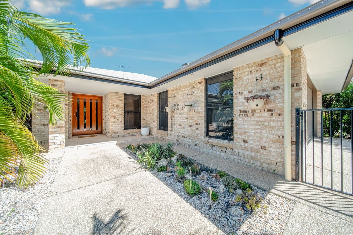 2 Chandon Court, EMERALD QLD 4720, Emerald - Thumbnail 8