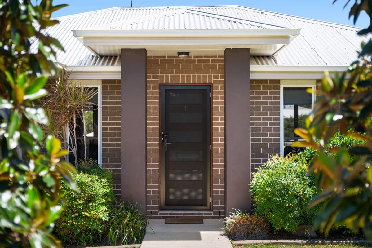 1 / 20 Camborne Street, Kleinton QLD 4352, Kleinton - Image 1