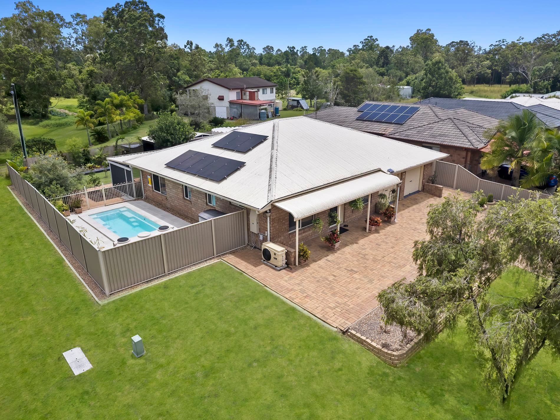 1 Dawn Court, Landsborough, Landsborough - Image 1