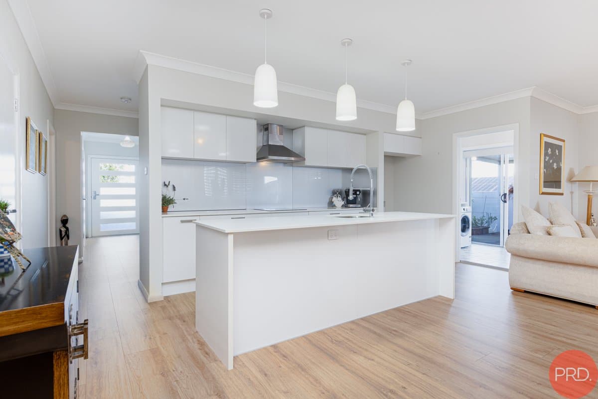 1 Lagoon Avenue, BOLWARRA NSW 2320, Bolwarra - Thumbnail 6