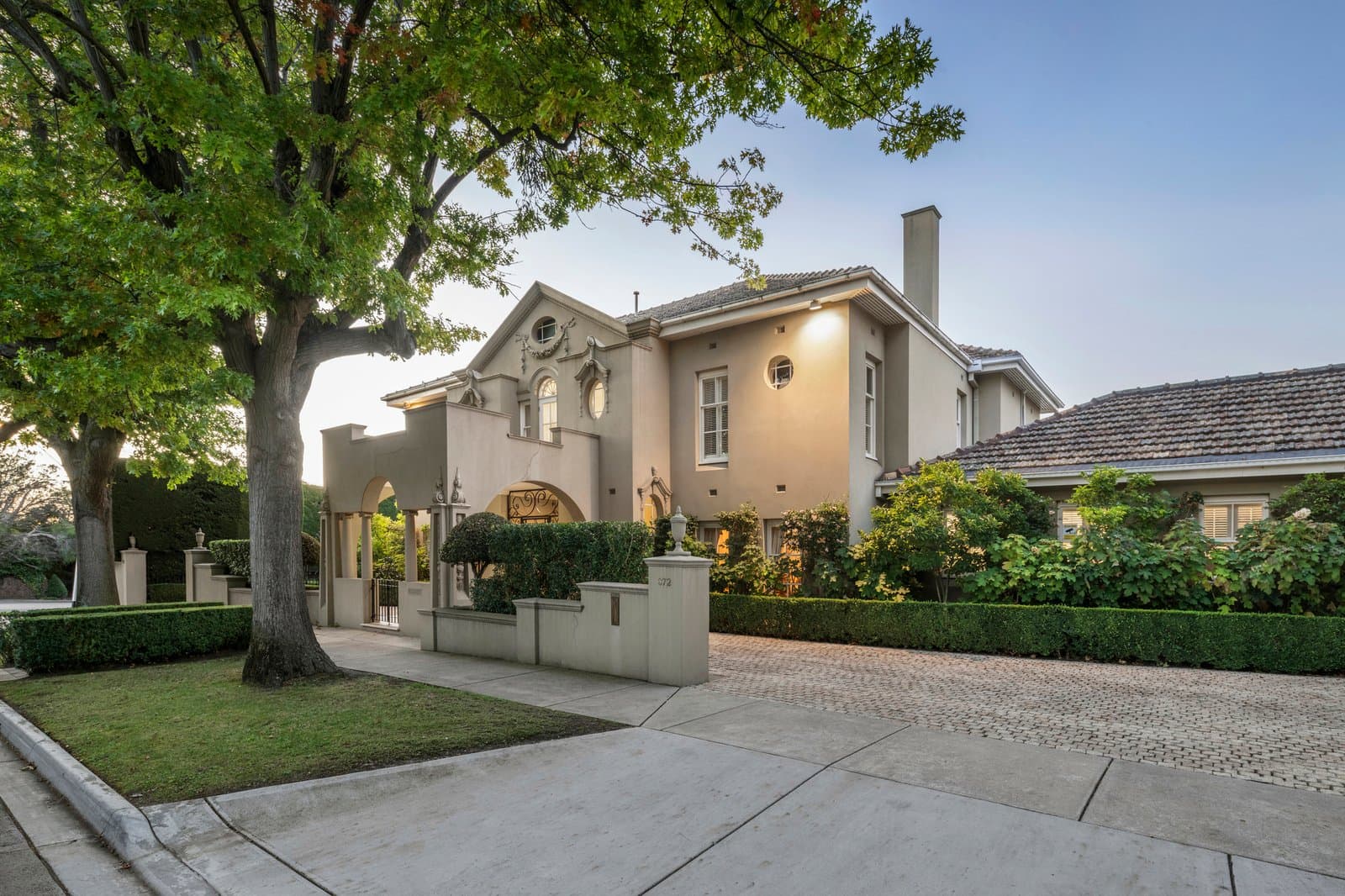 372 Glenferrie Road, Malvern - Thumbnail 2