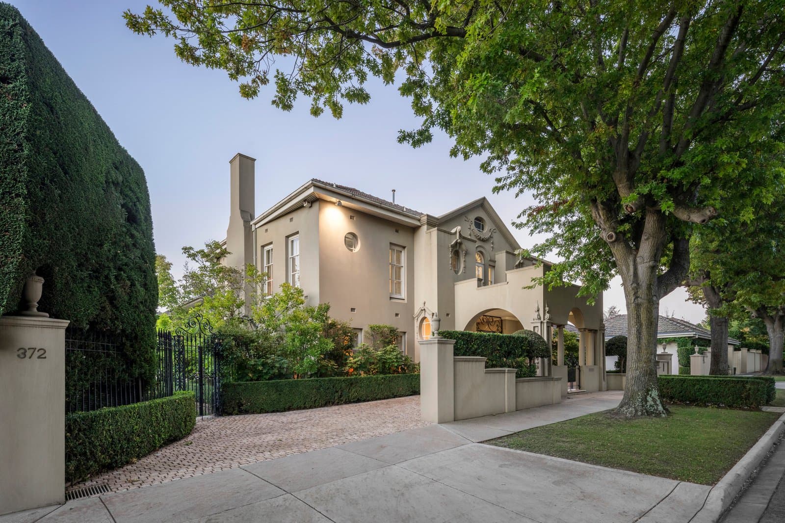 372 Glenferrie Road, Malvern - Thumbnail 3