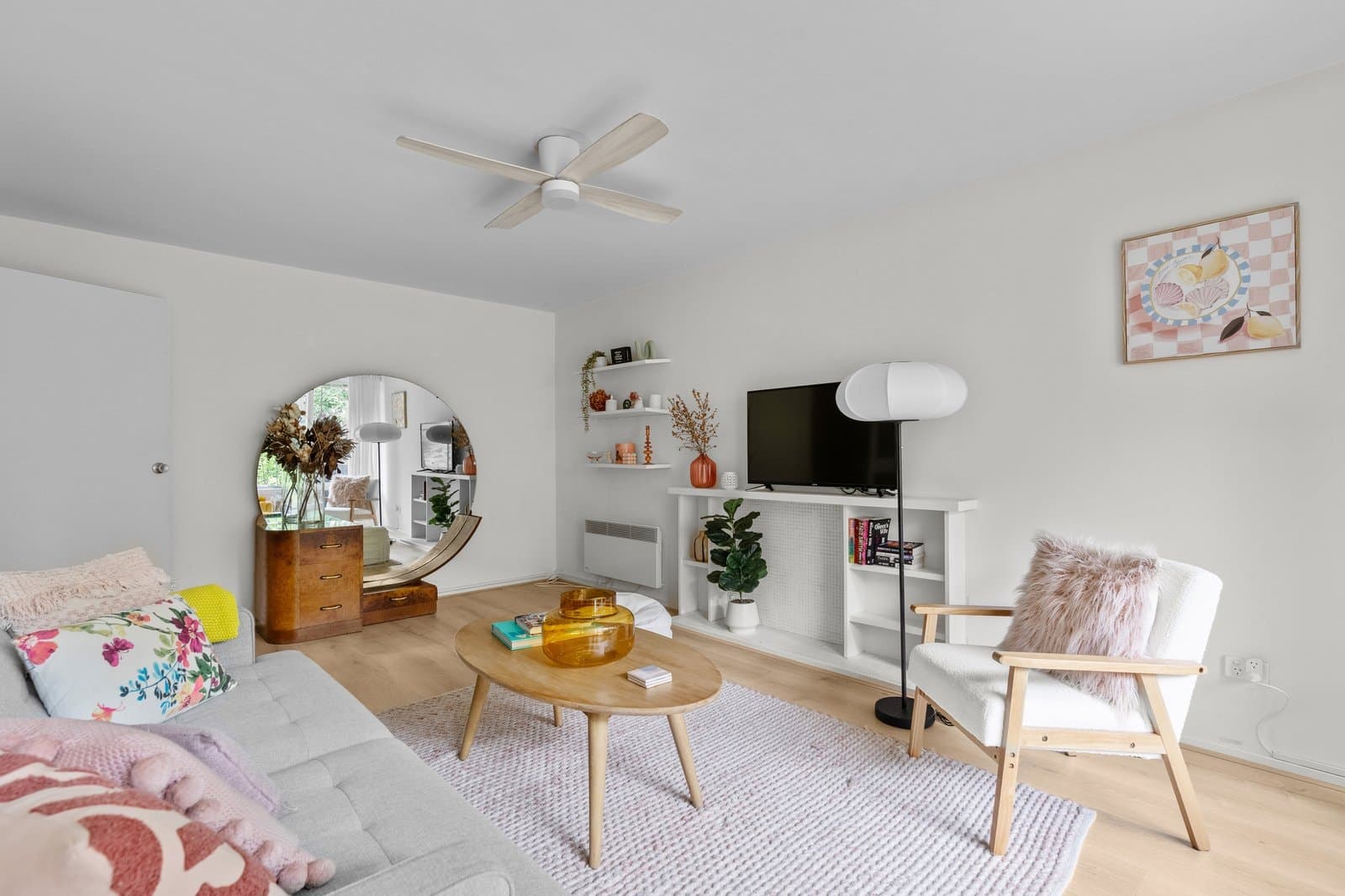 10/995 Burke Road, Camberwell - Thumbnail 2