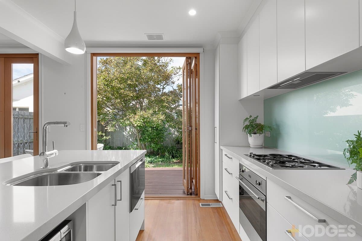 2 / 517 Balcombe Road, Black Rock, VIC, 3193, Black Rock - Thumbnail 2