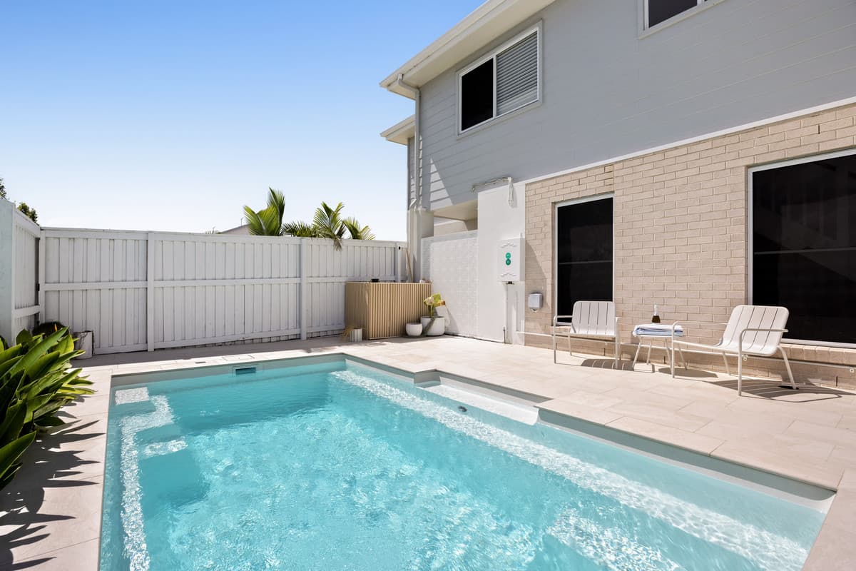 11 Daydream Crescent, Banya - Thumbnail 3