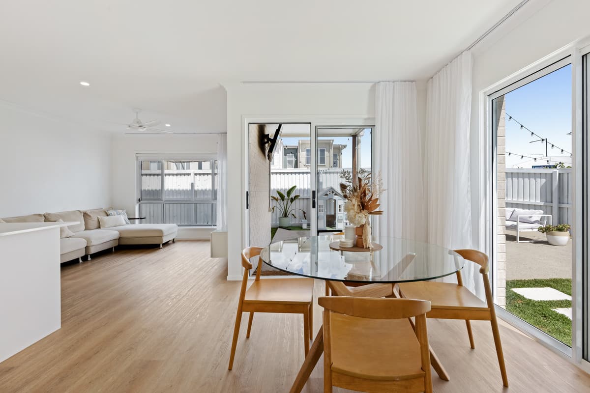 11 Daydream Crescent, Banya - Thumbnail 6