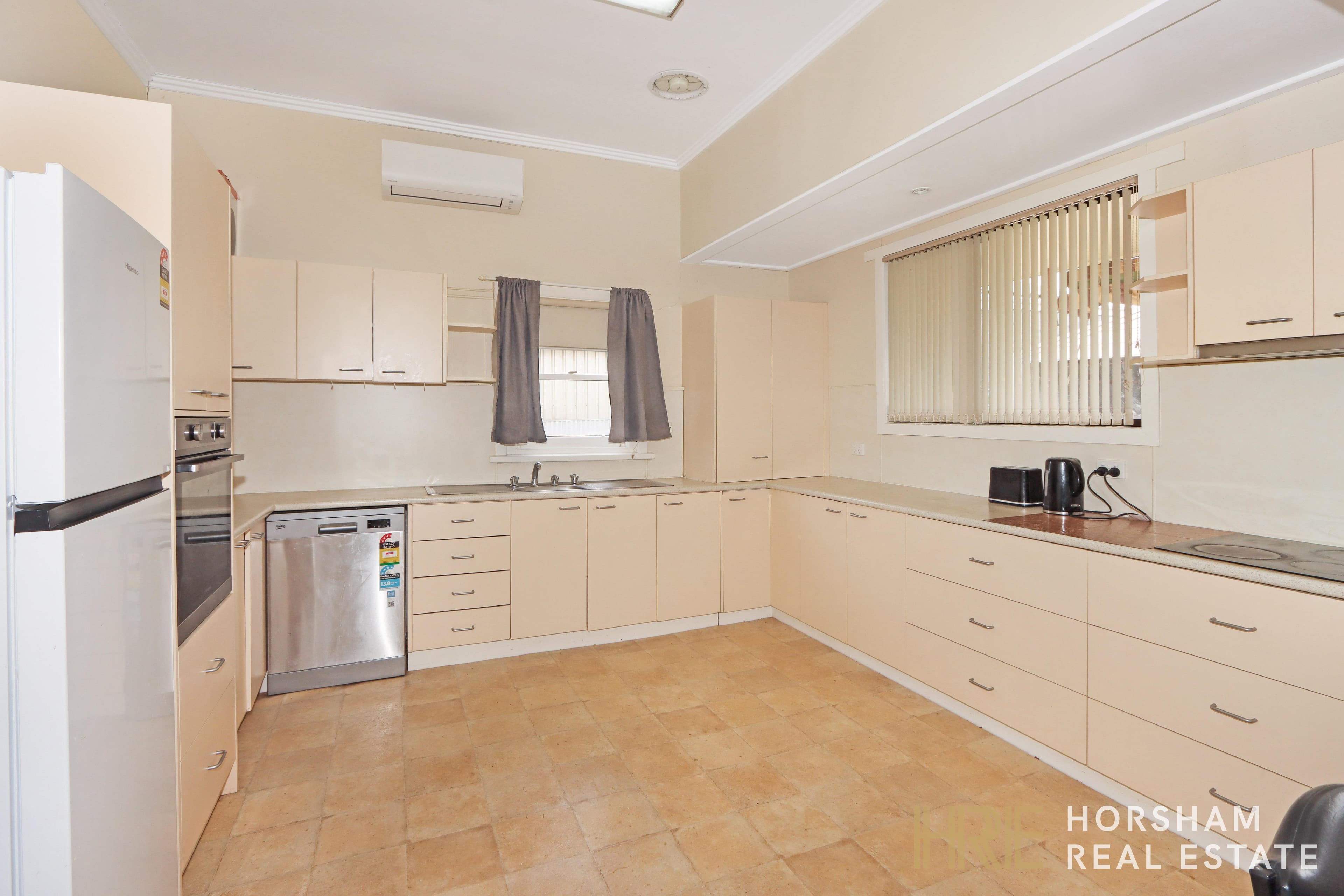 19 Taverner Street, BIRCHIP VIC 3483, Birchip - Thumbnail 4
