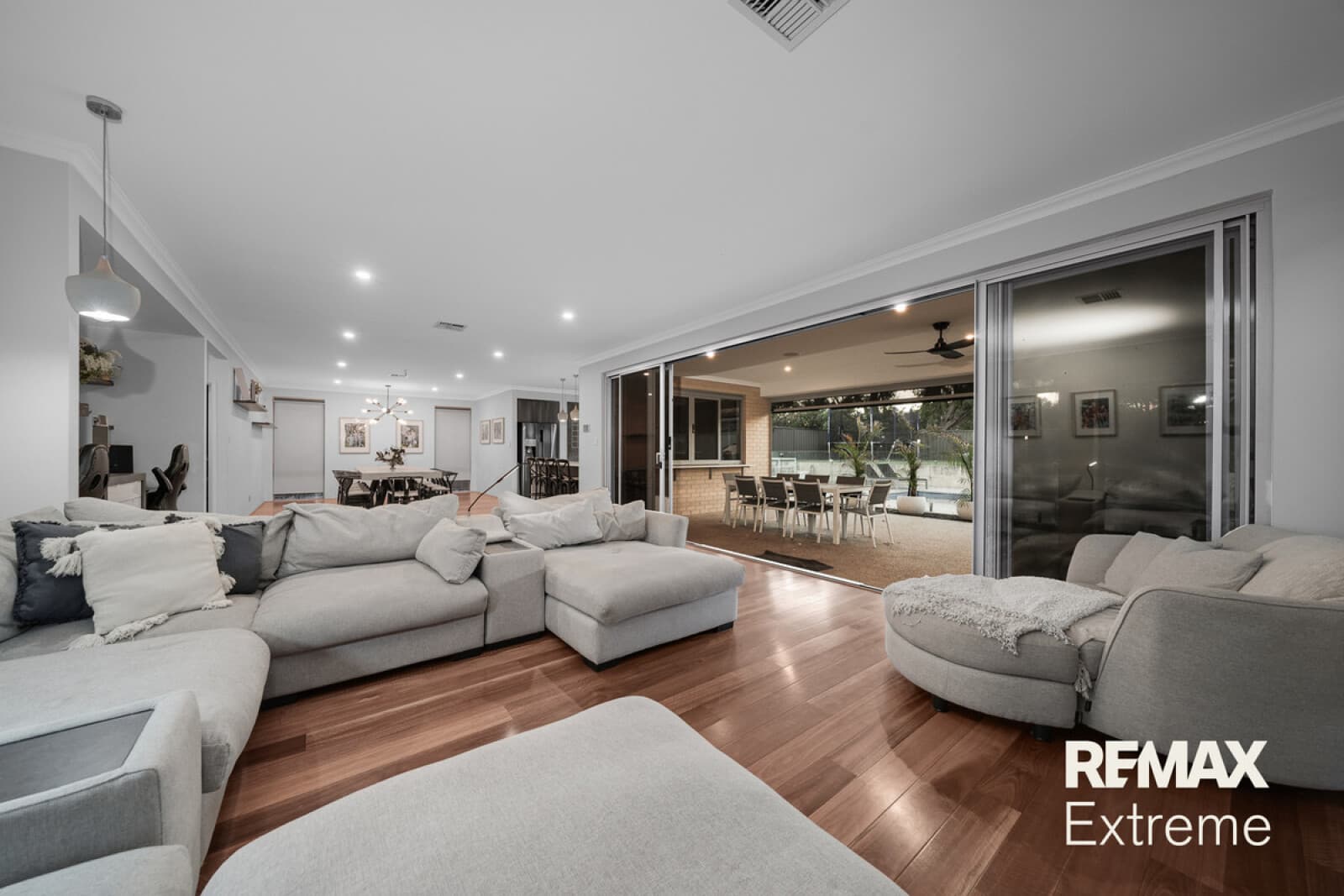 82 Wallangarra Road Carramar WA 6031, Carramar - Thumbnail 3