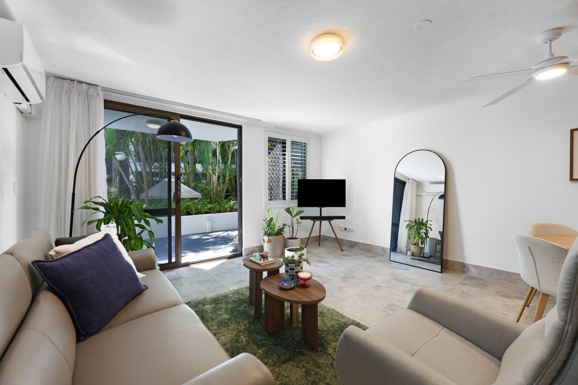 7/3355 Surfers Paradise Boulevard, Surfers Paradise, Surfers Paradise - Thumbnail 3