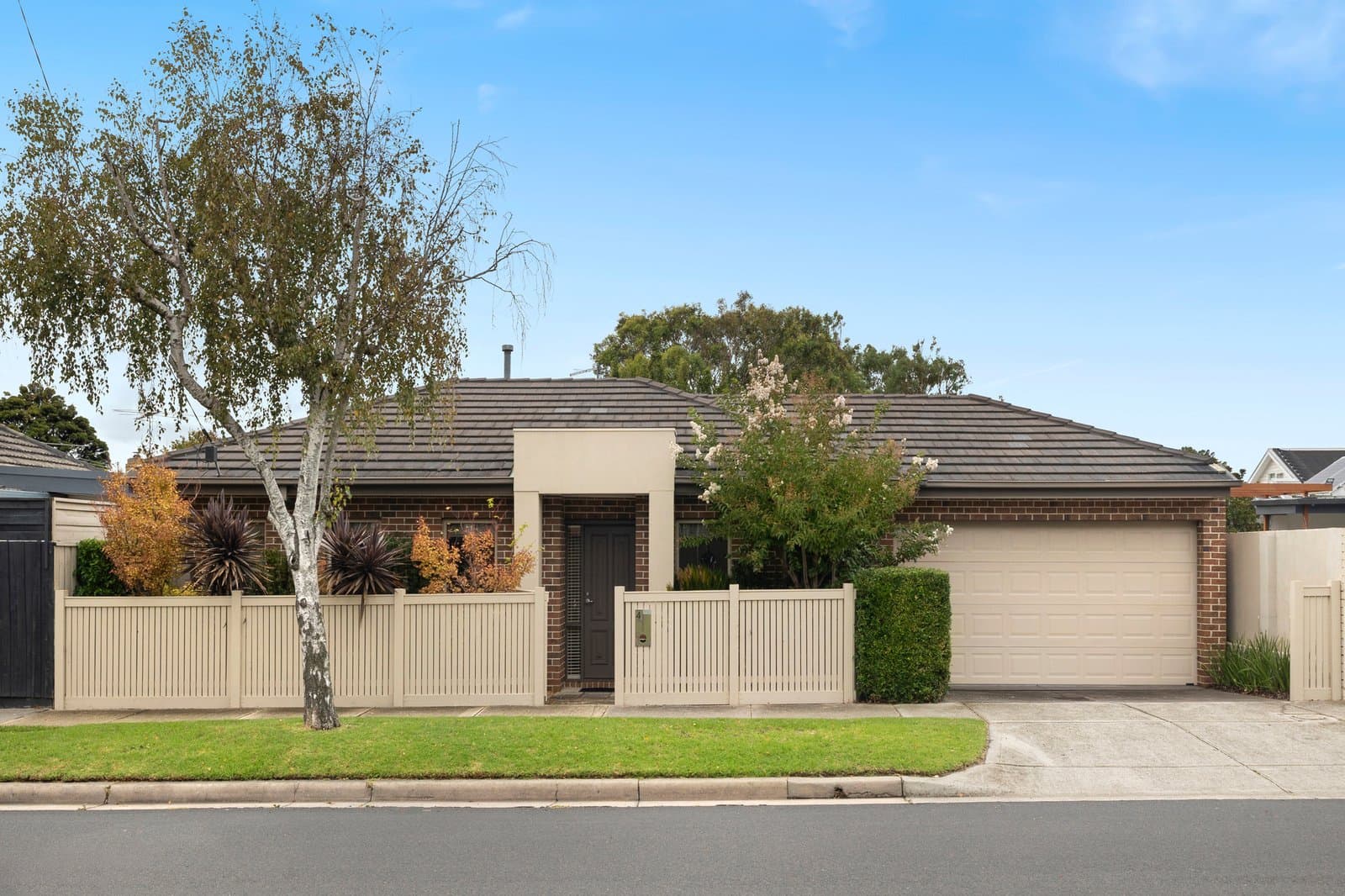 4 Wild Street, Parkdale, Parkdale - Image 1