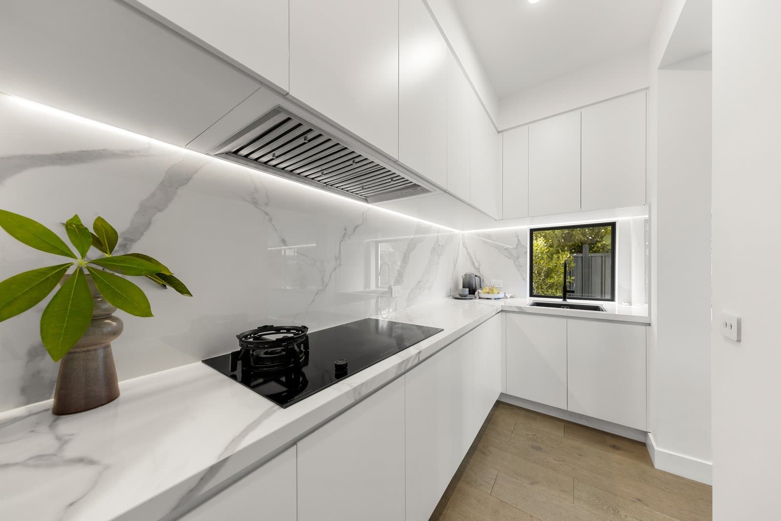 28 Kerrimuir Street, Box Hill North, Box Hill North - Thumbnail 5