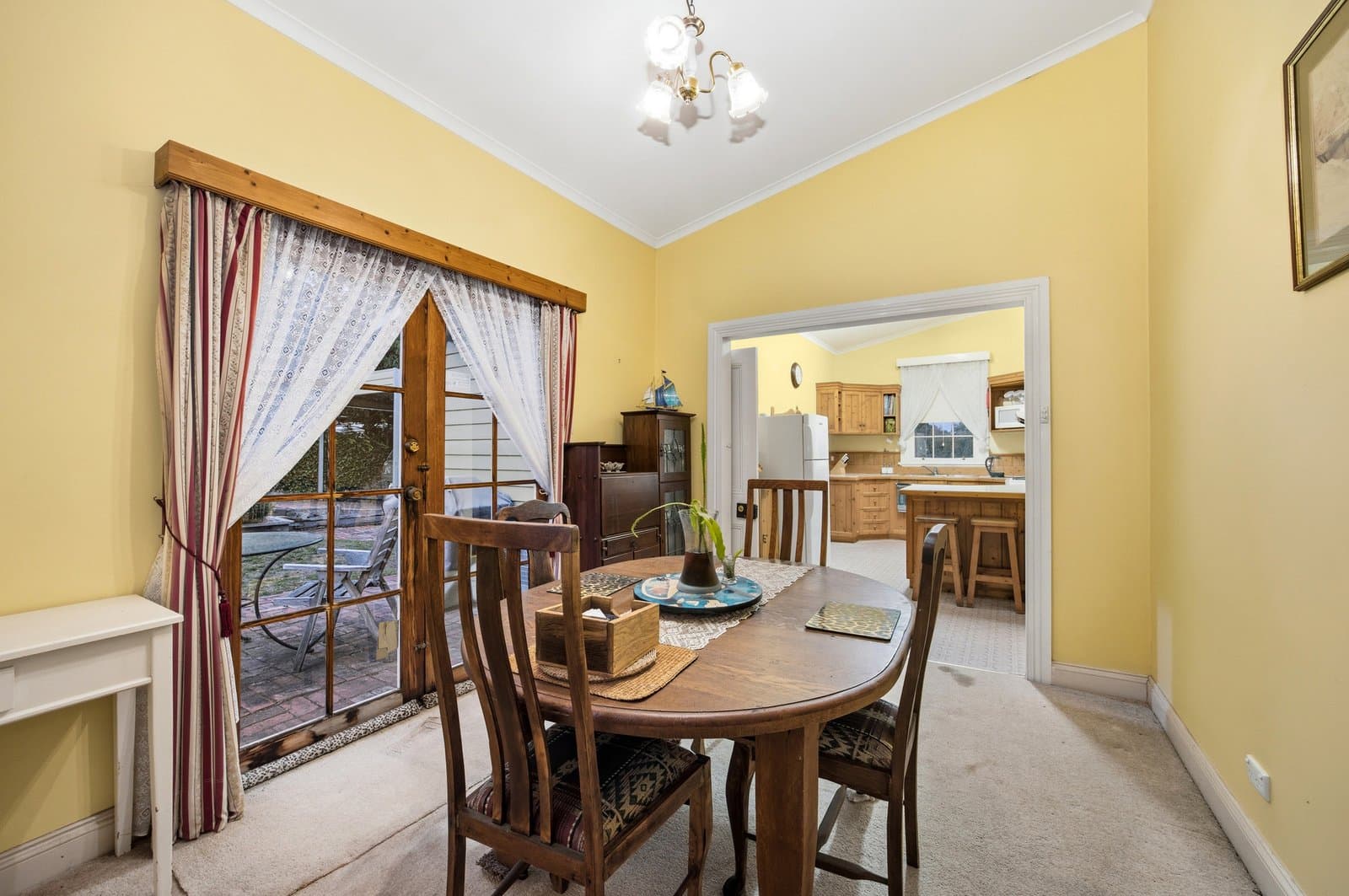 66 Rowe Street, Black Hill, Black Hill - Thumbnail 4
