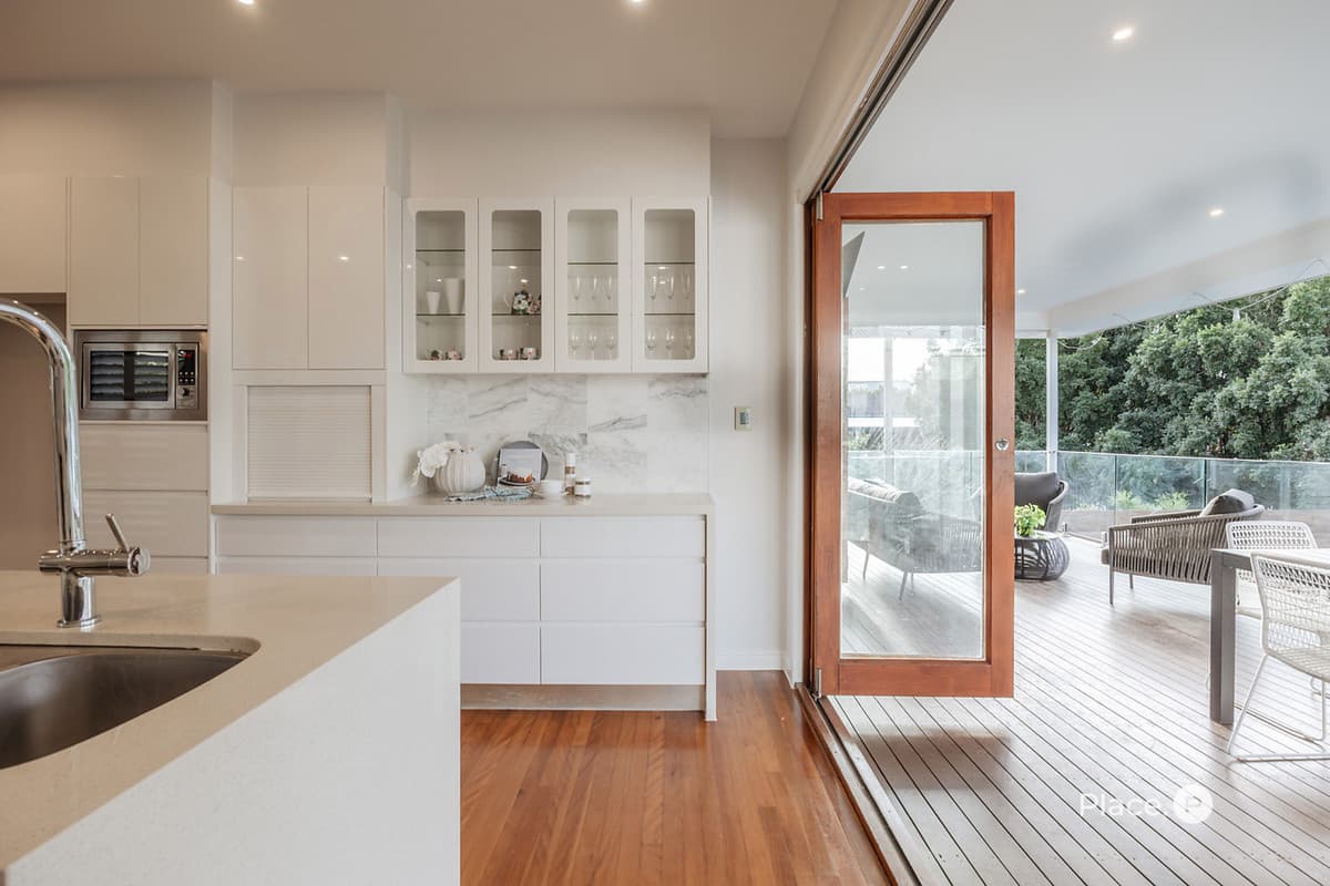 61 Highlands Street, Wavell Heights - Thumbnail 8