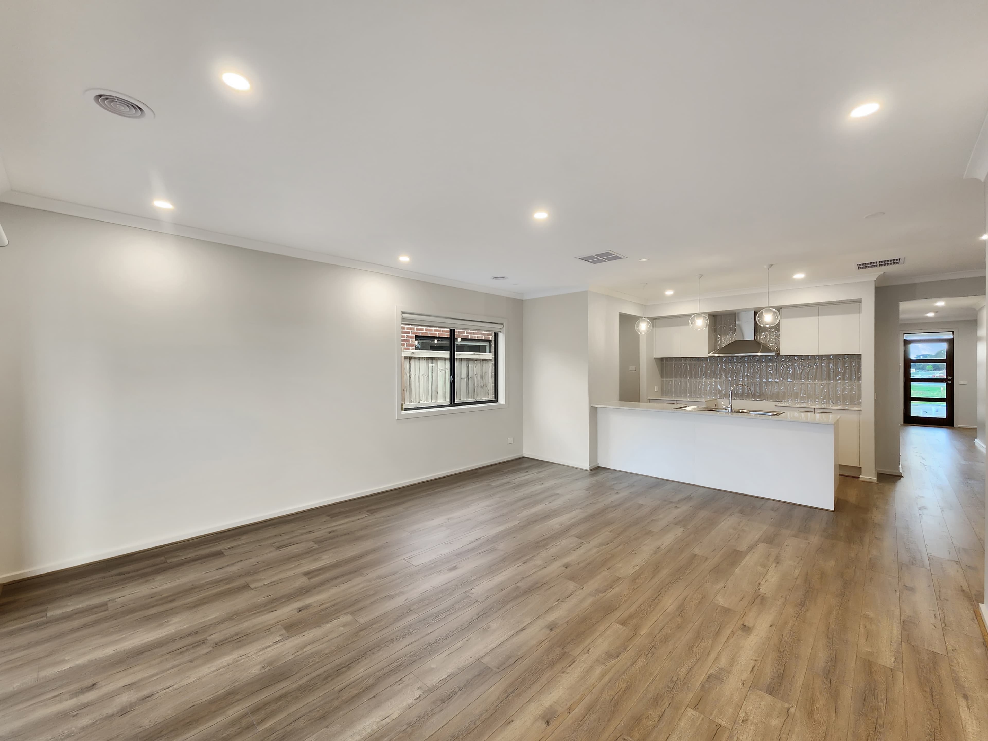 24 Yildiz Street,CHARLEMONT, Charlemont - Thumbnail 4
