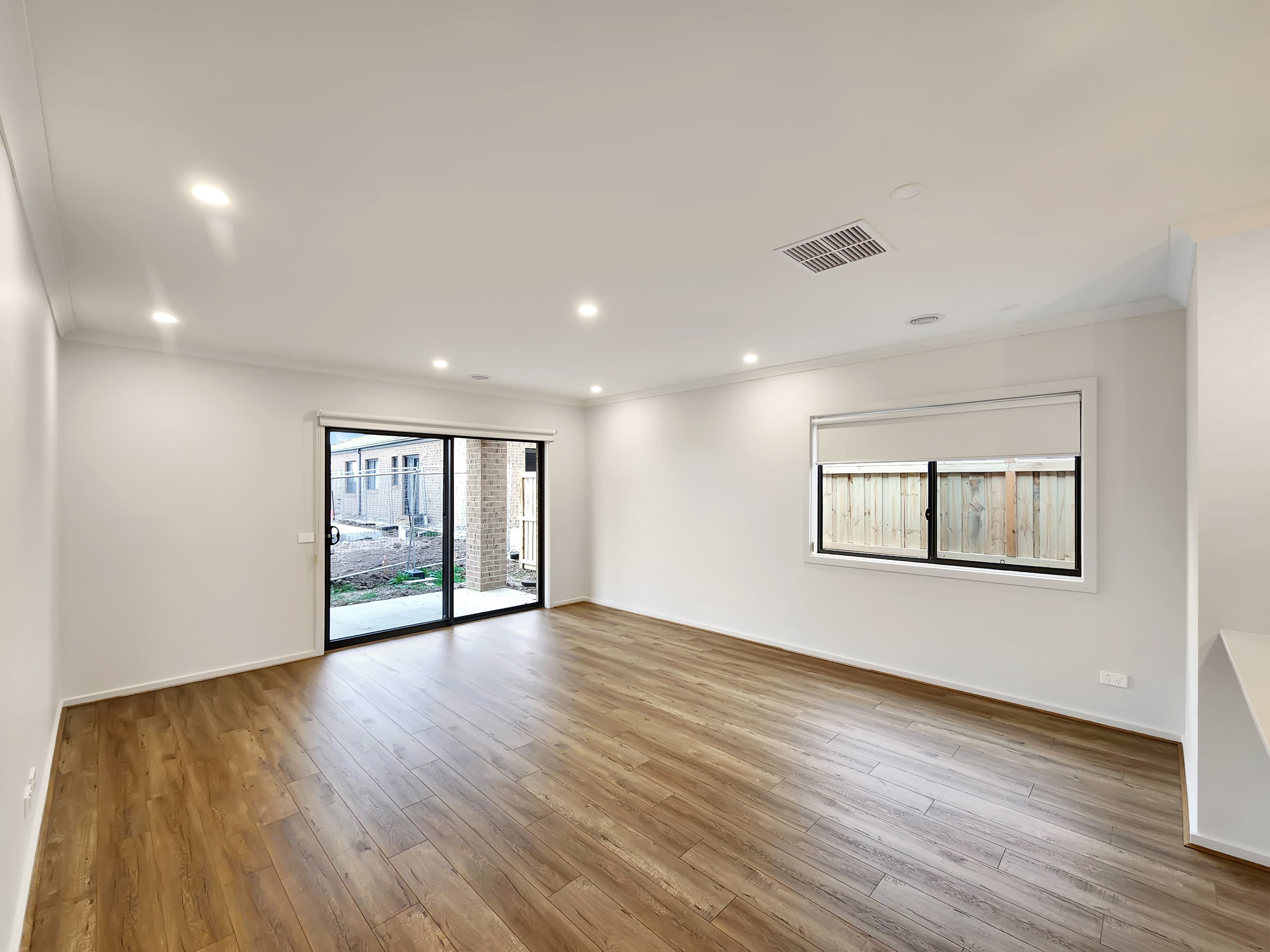 24 Yildiz Street,CHARLEMONT, Charlemont - Thumbnail 5
