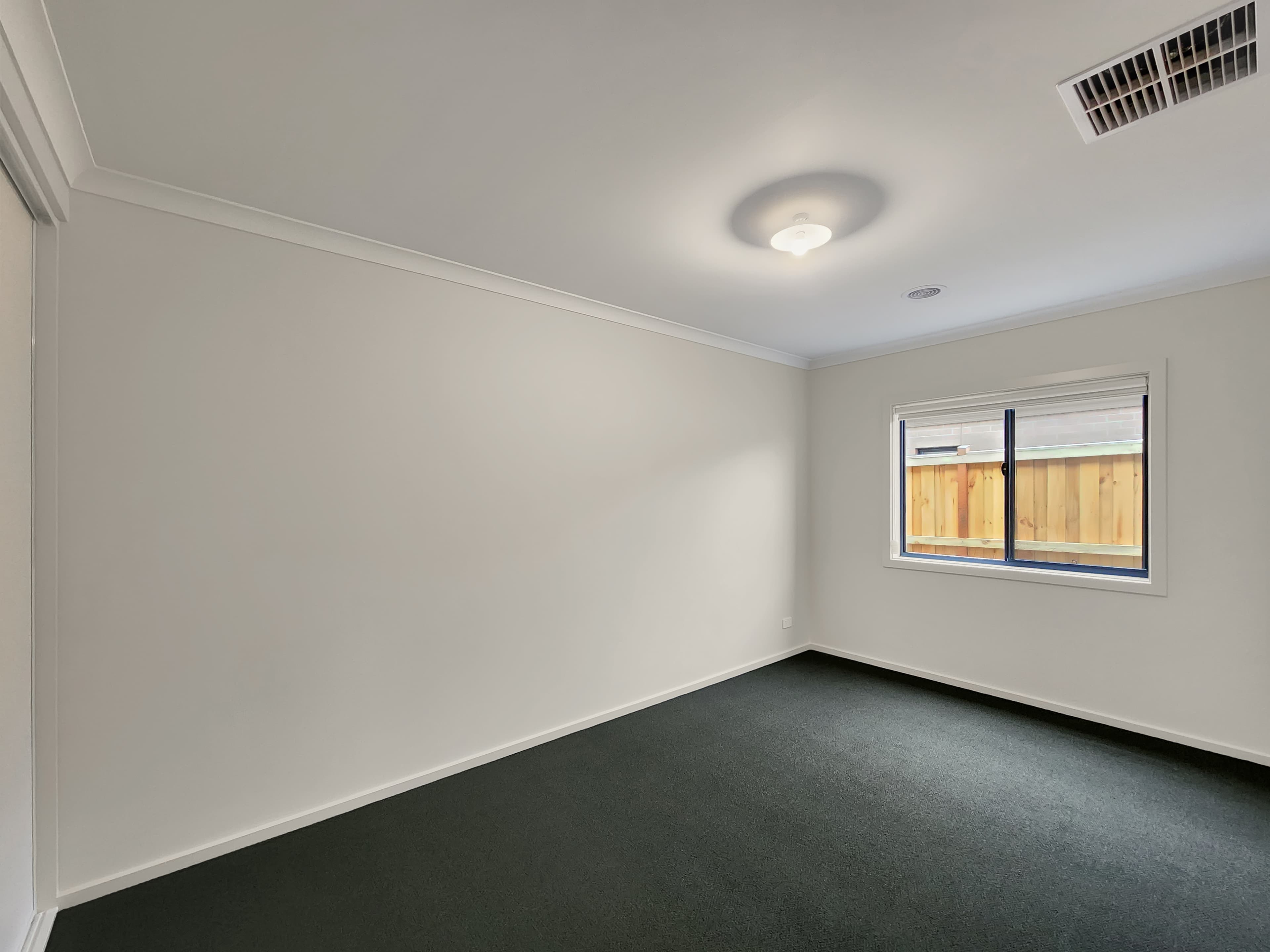 24 Yildiz Street,CHARLEMONT, Charlemont - Thumbnail 8