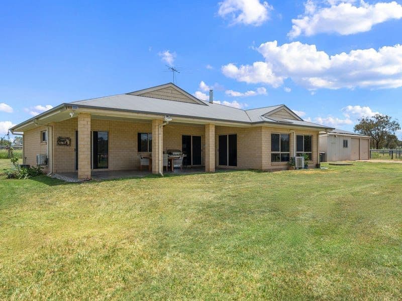 51 Haslingden Road, LOCKYER WATERS, QLD 4311, Lockyer Waters - Thumbnail 2