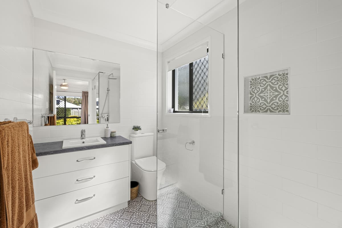 1 / 4 Punter Close, Glenvale QLD 4350, Glenvale - Thumbnail 8