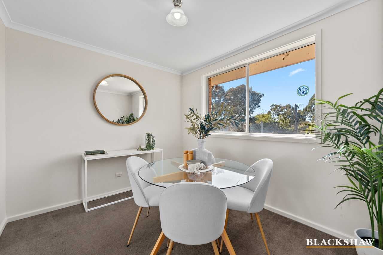 18 Castlereagh Crescent, Macquarie, Macquarie - Thumbnail 4