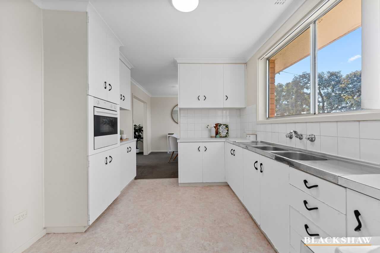 18 Castlereagh Crescent, Macquarie, Macquarie - Thumbnail 6