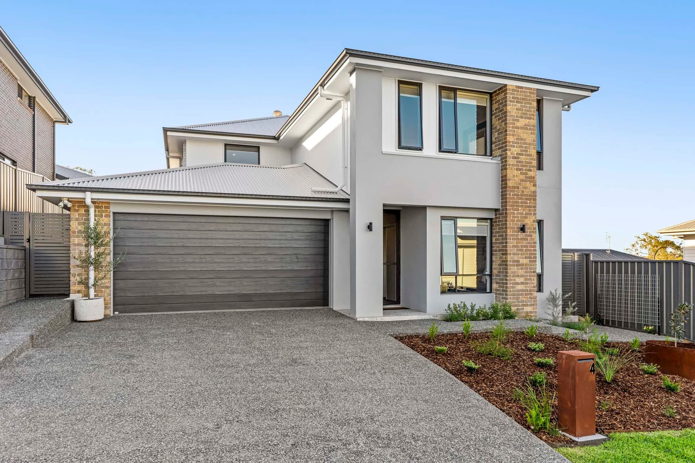 4 Pelican Street, Teralba, NSW, Teralba - Image 1