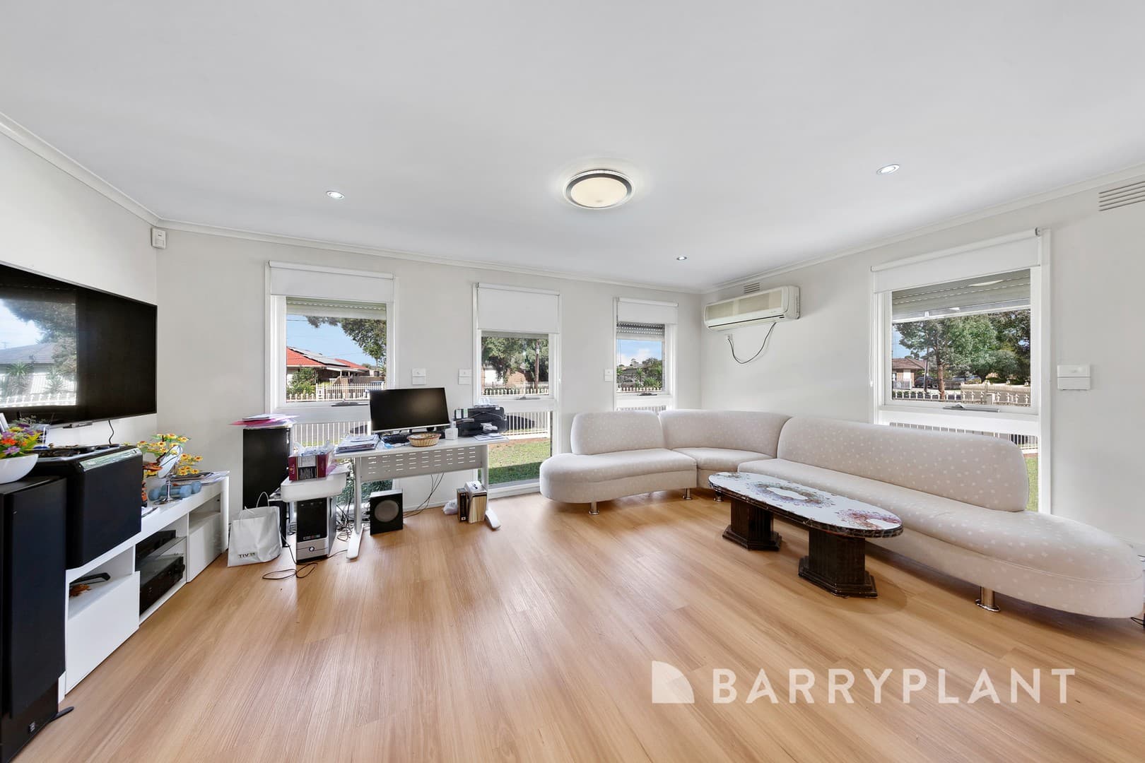26 Belfort Street, St Albans, VIC 3021, St Albans - Thumbnail 4