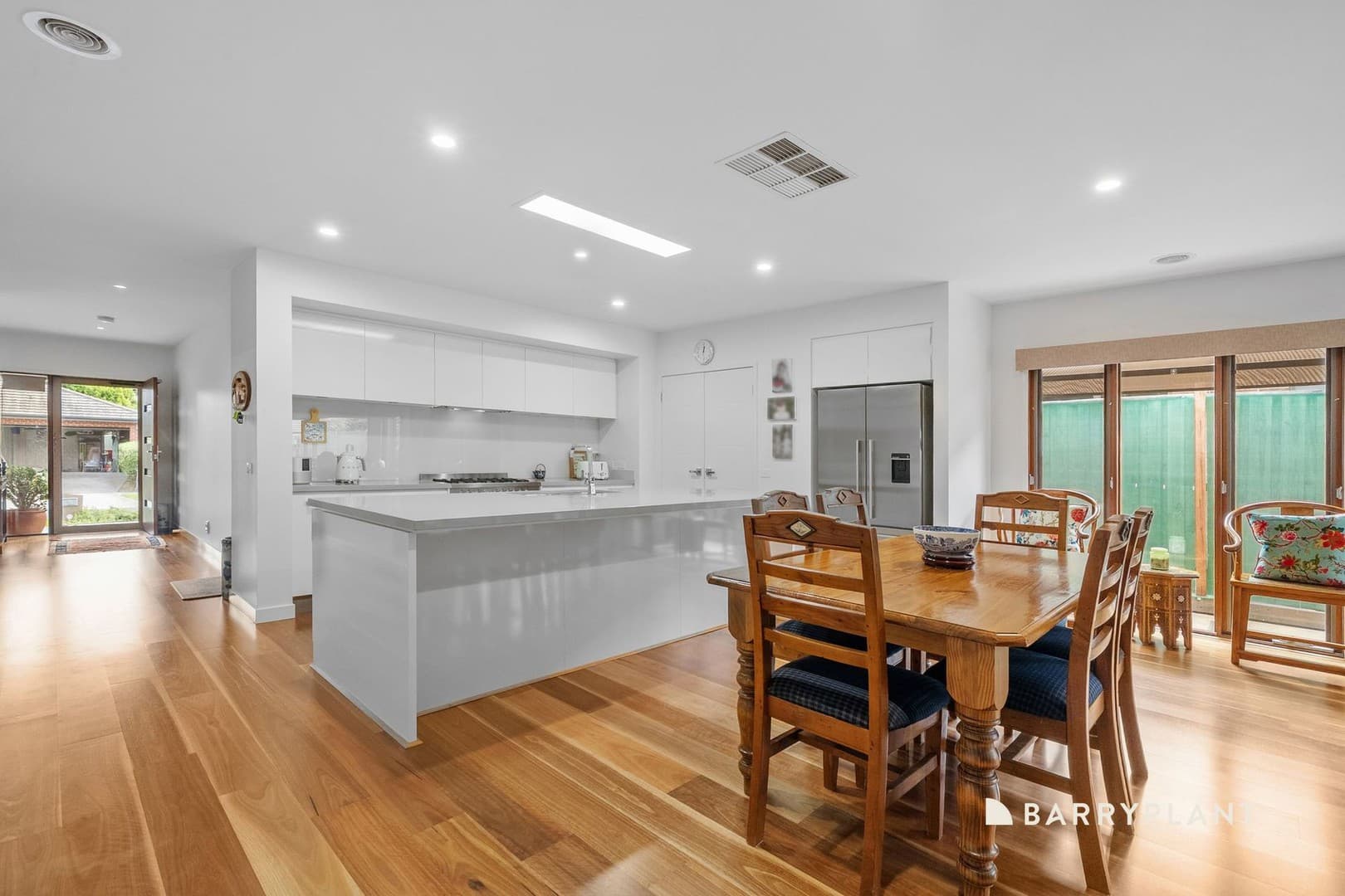 5 Hicus Drive, Doreen, VIC 3754, Doreen - Thumbnail 2