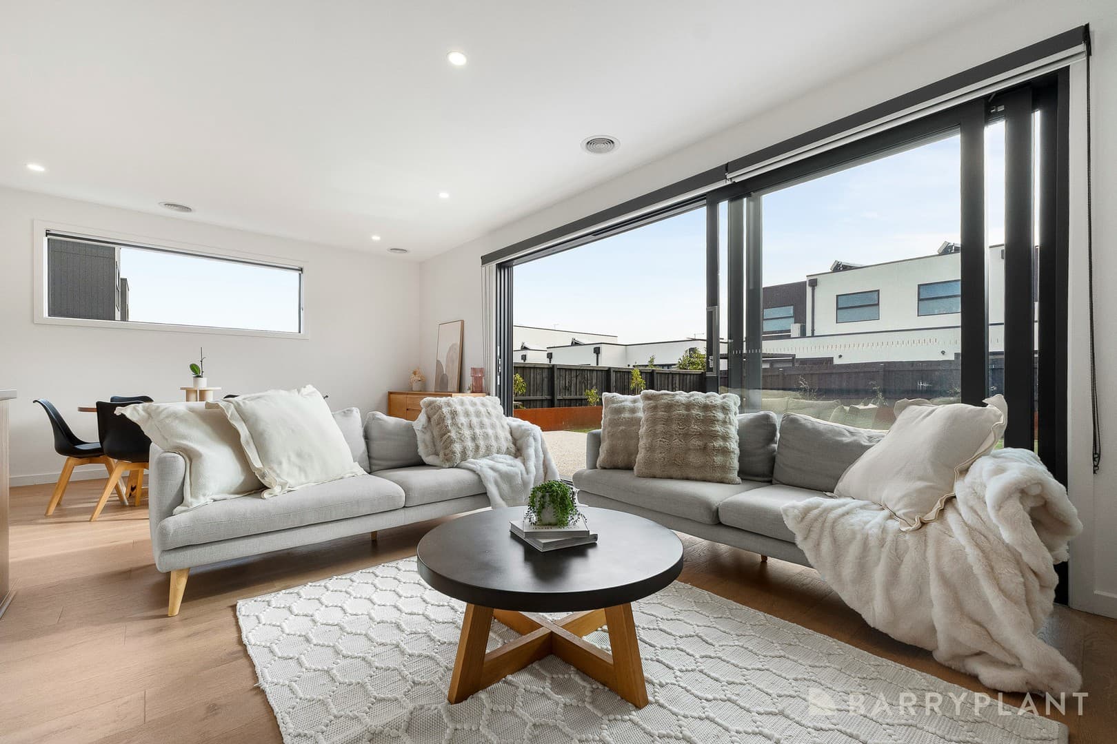 18 Savoy Grove, Cranbourne North, VIC 3977, Cranbourne North - Thumbnail 3